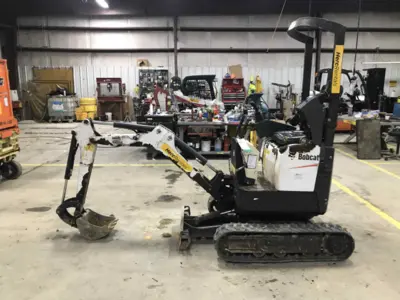 2018 BOBCAT E10 0-4,999 Lb Mini Excavators | Steam Well LLC (4)