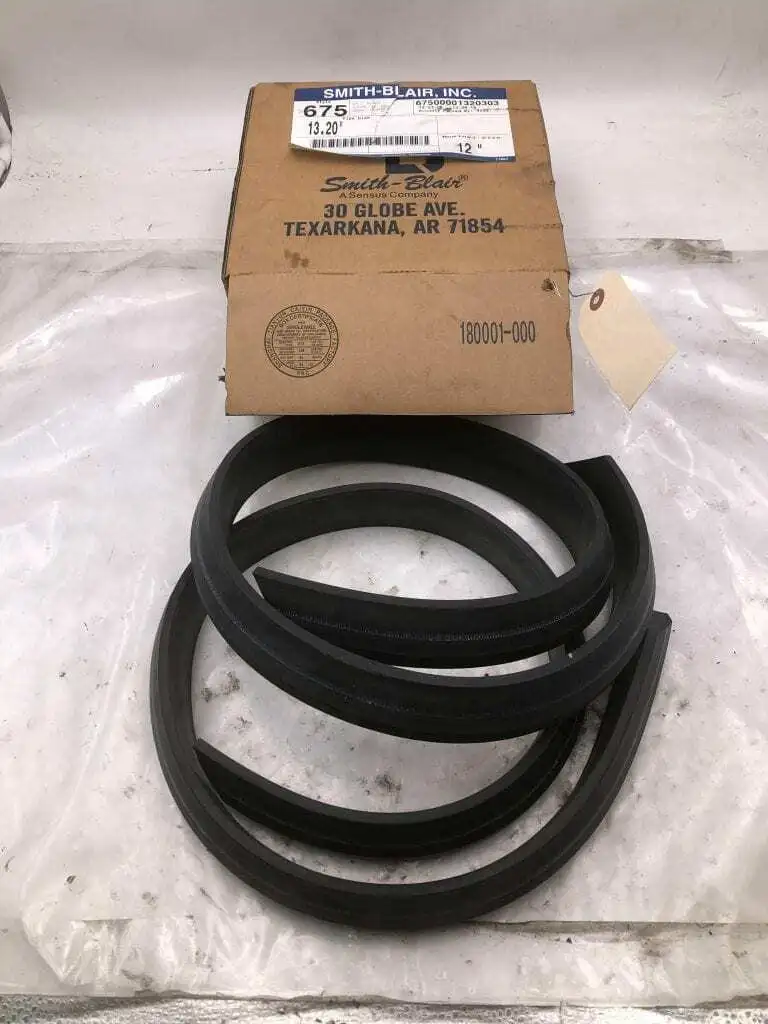 Smith-Blair 675 13.20″ Split Repair Sleeve 16″ Body/12″ Nominal Size -NIB of 2