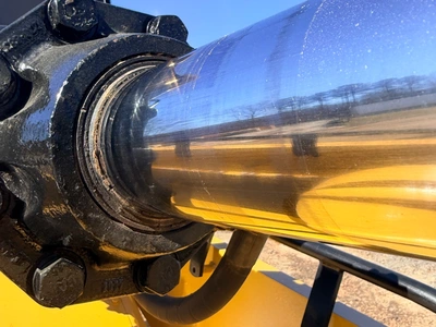 2008 CATERPILLAR 963D Crawler Loaders | Simonson Equipment (17)