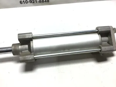 USED SMC 🔧 SMC 46SD30-200 PNEUMATIC CYLINDER
📏 MODEL: 46SD30-200
💨 MAXIMUM PRESSURE: 1.0 MPA (145 PSI)