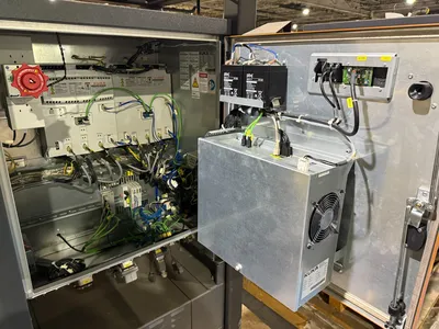 USED 2015 KUKA KR16 L6-2 + KR C4 NA
