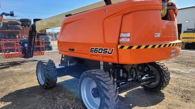 USED 2023 JLG 660SJ