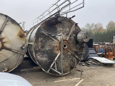 Used USED 10,000 GALLON STAINLESS STEEL VERTICAL TANK _UNKNOWN_ Vertical Single Wall Tanks North Carolina US | DH Griffin Used Equipment #1383731