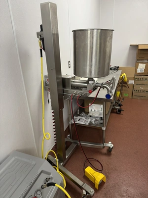 Used 2026 UNIFILLER Compact PowerLift Food Processing Equipment (misc) Illinois US | M&M Equipment Corp. #1422106