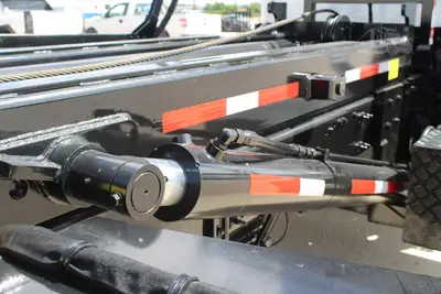 Used 2017 FREIGHTLINER 114SD Rolloff Trucks Texas US | Roll Off Truck World #1491773