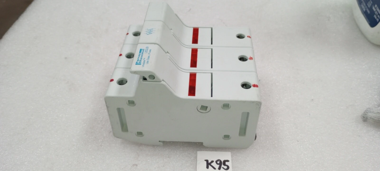 USED Ferraz Shawmut Ferraz Shawmut US3J31 UltraSafe K214967 Fuse Holder