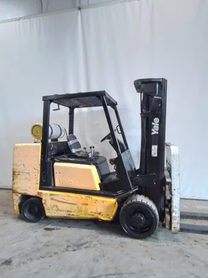 USED 1996 YALE GLC120MG