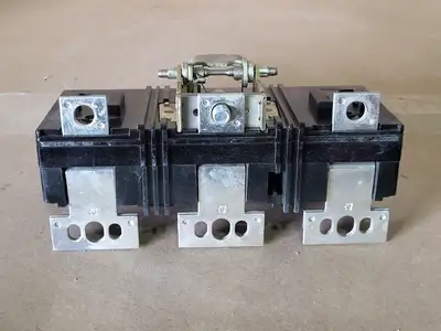 USED SQUARE D LT3400T