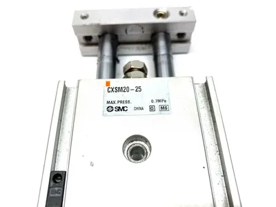 USED SMC DOUBLE ACTION PNEUMATIC CYLINDER