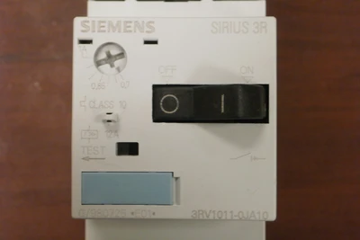 USED SIEMENS 3RV1011-0JA10