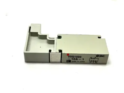 VVQ1000-10A-1 | SMC  Blanking Plate LOT OF 3 - Used