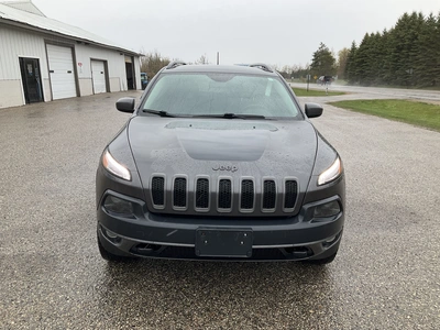 USED 2016 JEEP CHEROKEE