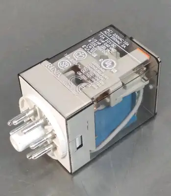 Allen-Bradley 700-HA32Z24/D Relay Loc4C46
