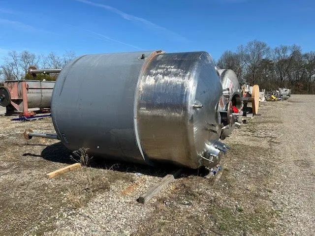 Used PROCESS ENGINEERING 1,900 GALLON Stainless Steel Tanks New Jersey US | Perry Equipment #122860