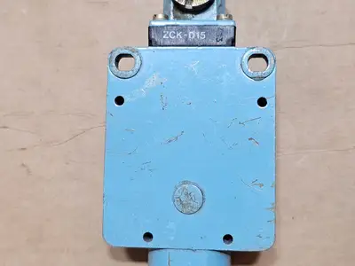 Used TELEMECANIQUE XCK-L Switchgears British Columbia CA | Lenmark #1438301