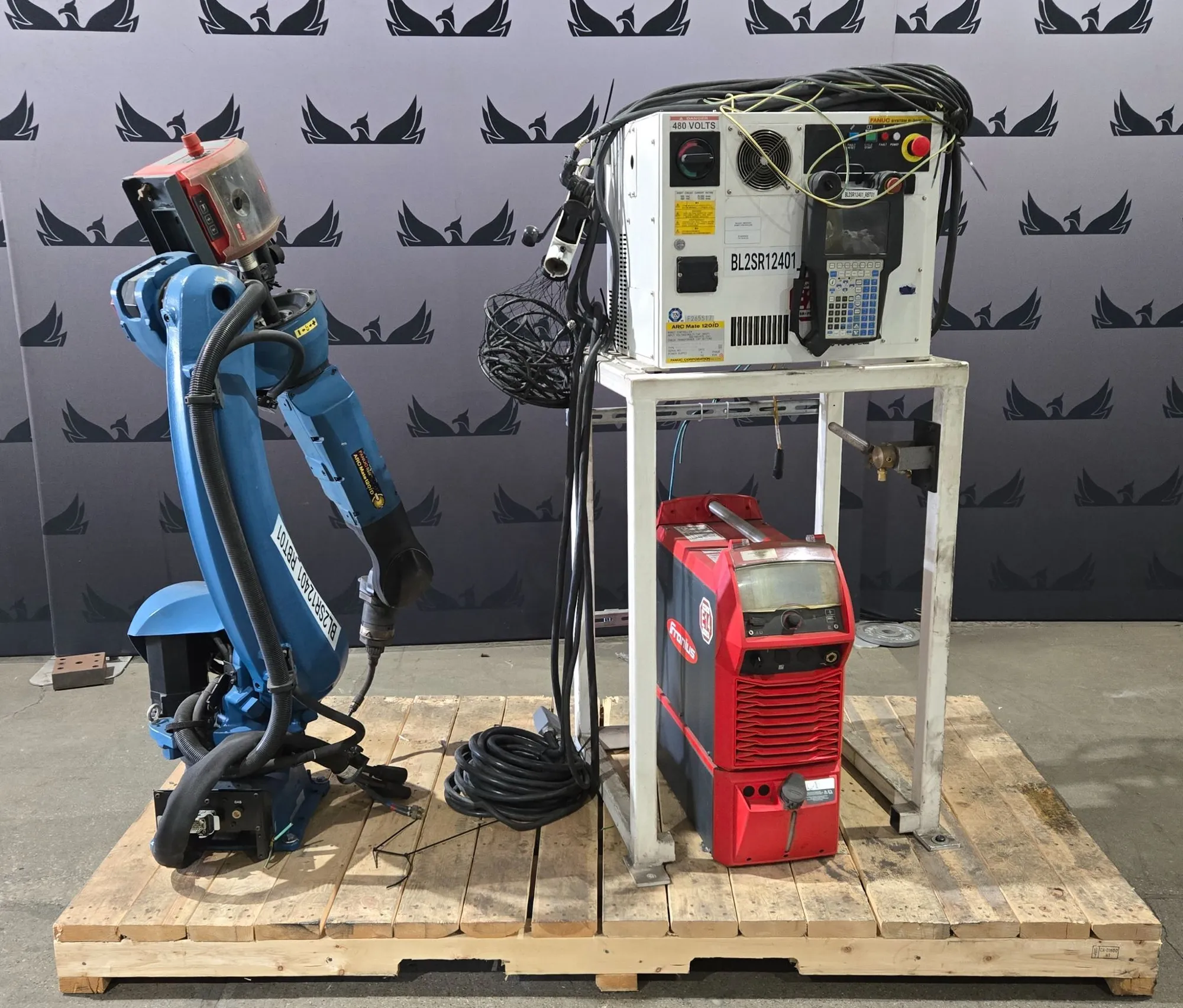 Used 2020 FANUC ArcMate 120iD + R-30iB PLUS + TPS 400i Robots Michigan US | iGAM Industrial Marketplace #1382894