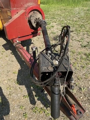 Used 2015 NEW HOLLAND BC5070 Square Balers Maine US | Beauregard Equipment #1708524