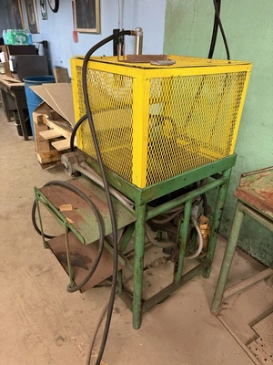 Used _UNKNOWN_ _UNKNOWN_ Pneumatic Presses Michigan US | Miedema Asset Management Group #1360957