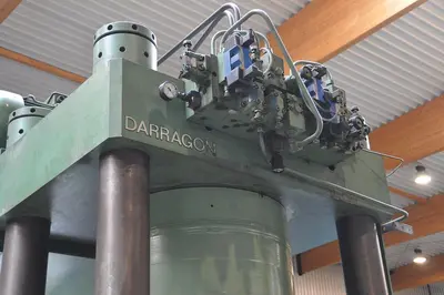 USED DARRAGON 600 TON HEATED