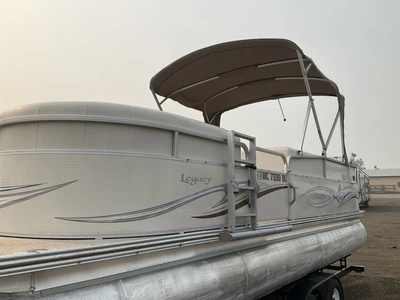 Used 2005 MANITOU TBD Boats (Misc) Michigan US | Miedema Asset Management Group #1313843