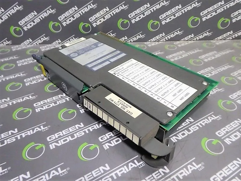 Allen Bradley 1771-OFE1 PLC-5 Analog Output Module Series B F/W Rev. B Used