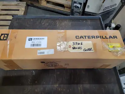 NEW CATERPILLAR 9L7897