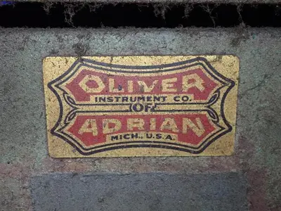 3" OLIVER ADRIAN MODEL #600 "AIRDRAULIC" AUTO INFEED DRILL GRINDER / SHARPENER: : STOCK #23653