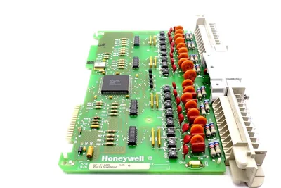NEW HONEYWELL 621-1160R INPUT BOARD 16 POINT 3211160R