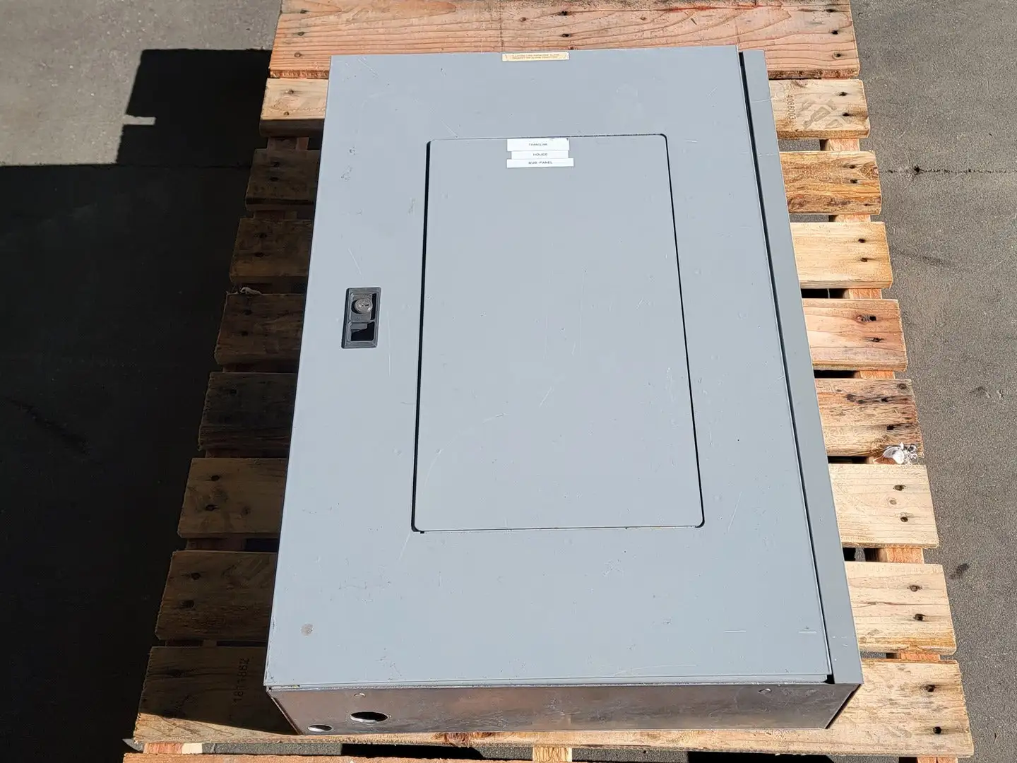 USED EATON CUTLER-HAMMER EZB2030RC