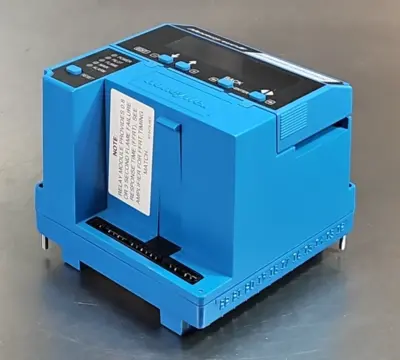 USED Honeywell Honeywell RM7838B1013 REV. 4141