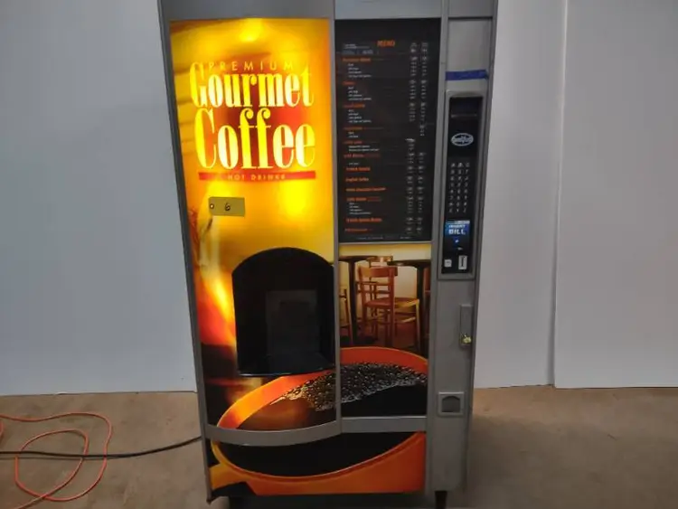 Used _UNKNOWN_ _UNKNOWN_ Vending Machines Minnesota US | K-BID 7 #181231