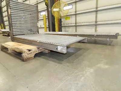 Mathews 30"x 17' 10" Gravity Roller Conveyor Walk-Thru Gate 1-3/8" Roller 27"BF