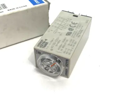 USED OMRON SOLID-STATE TIMER, FOUR-MODE MULTI