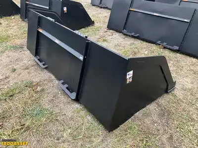 New Tomahawk 84” snow/mulch skid steer bucket, welded on high carbon cutting edge, skid steer...