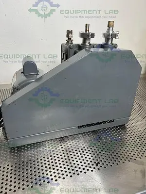 USED WELCH 1402 DUOSEAL BELT-DRIVEN ROTARY VANE VACUUM PUMP 115/230V