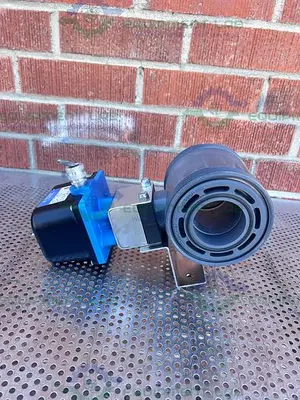 USED HAYWARD CONTROLS EVR6 D SOLENOID VALVE 115 V W/ HAYWARD 3" TRUE UNION BALL VALVE