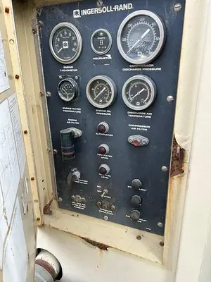 Used 1991 INGERSOLL-RAND XHP-750 AIR COMPRESSOR High Pressure Air Compressors Pennsylvania US | East West Machinery & Drilling #1417178