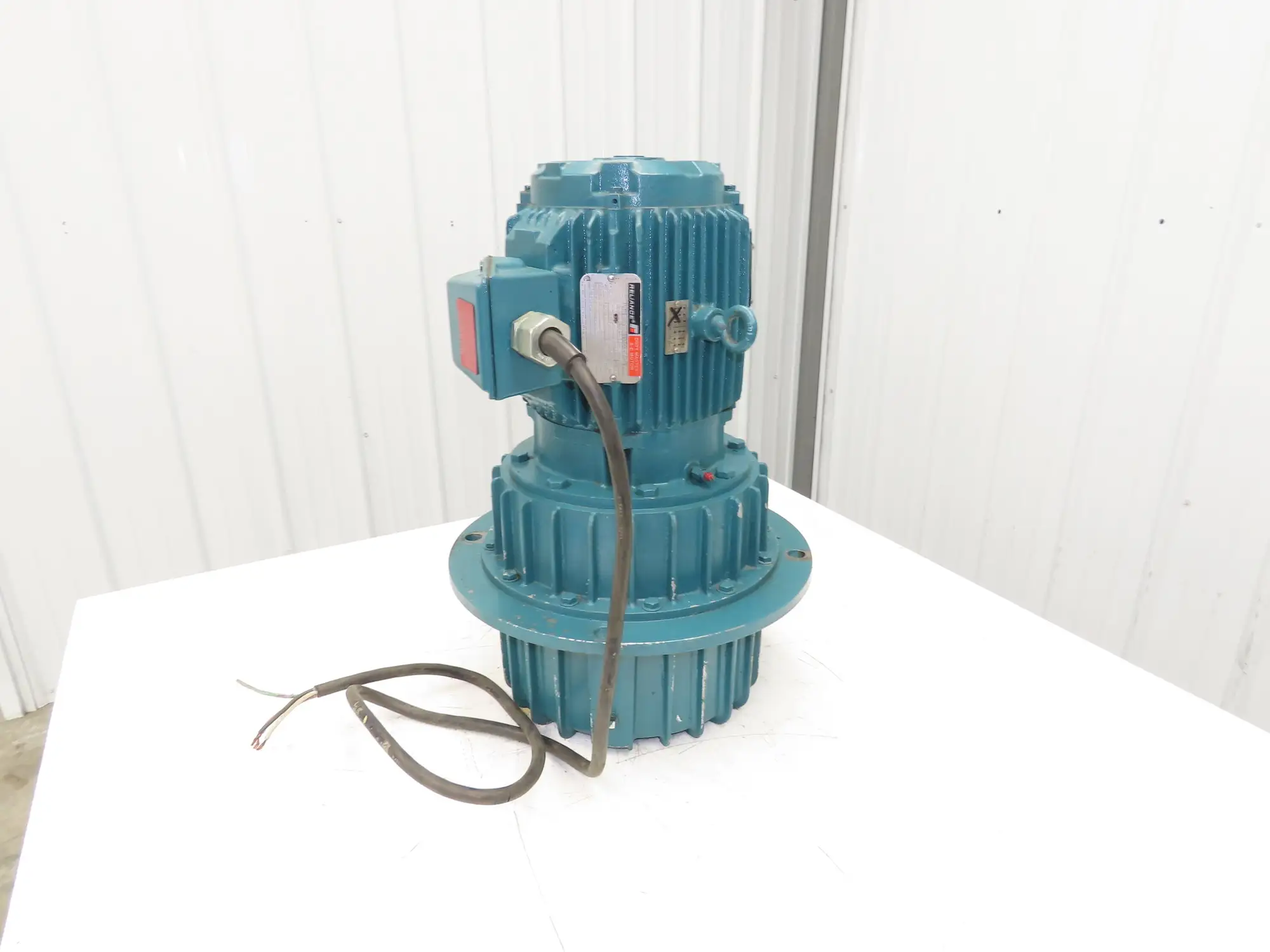 Reliance Industrial Vibrascrew Gyrator Bin Shaker Vibrator 2Hp 460V 3PH