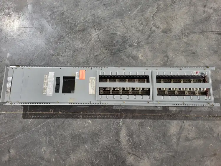 Used EATON POW-R-LINE 1A Switchgears British Columbia CA | Lenmark #1427797