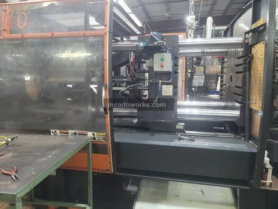 Used 2000 Sandretto 1300/220 Injection Molding Machines Illinois US | Meadoworks #1514529