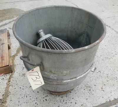 USED HOBART 140 QUART