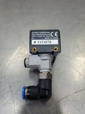 Keyence AP-C30KP Digital Pressure Sensor. 6D-11