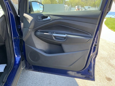 USED 2013 FORD ESCAPE