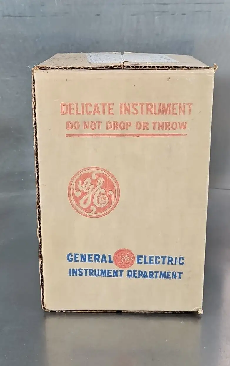 GENERAL ELECTRIC 50-103021PZPZ2 0-150V-AC VOLTMETER. Loc5D-21
