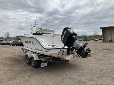 USED 2008 TROPHY PRO