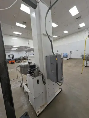 2016 EMPIRE AR300 Spiral Tipable Mixer | Harvest Equipment and Fabrication Inc (4)