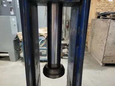 2 x 8" Cylinder & Frame, 36" Stroke 10,000 PSI