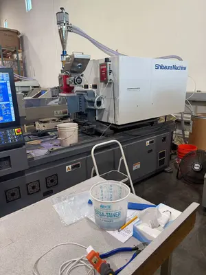 2022 TOSHIBA MACHINE EC200SXIV70-048 HORIZONTAL INJECTION MOULDING MACHINES | INJECTION DEPOT GROUP (4)