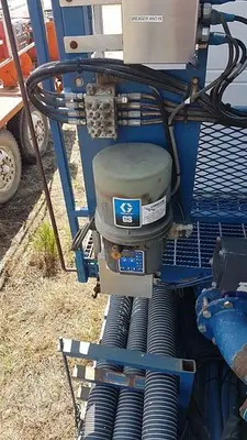 USED 1997 PEERLESS BAKER HUGHES HYDRA FRAC BLENDER TRAILER