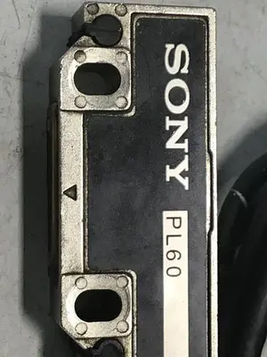 USED SONY PL60